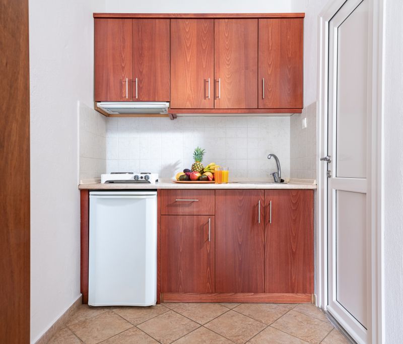 Cabinet Glazing Service in Carmel, IN